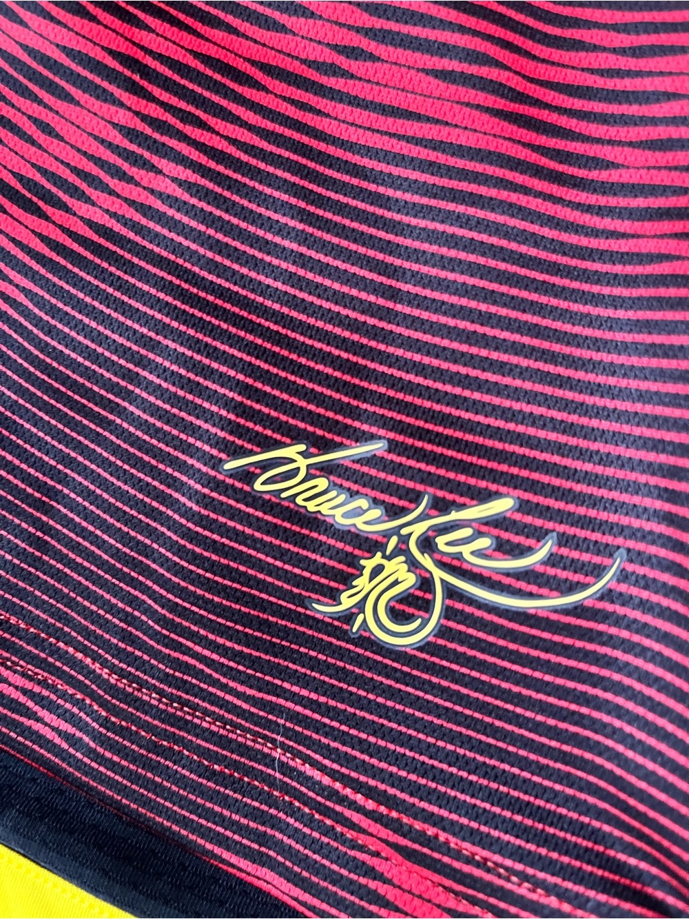 Adidas Seattle Sounders FC 2024 Bruce Lee Dragon Men's L Red Jersey NWT - Picture 9 of 11